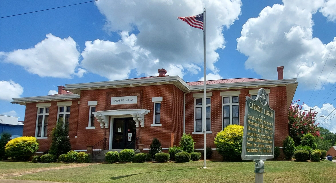 Carnegie Neighborhood Library and Center for Learning